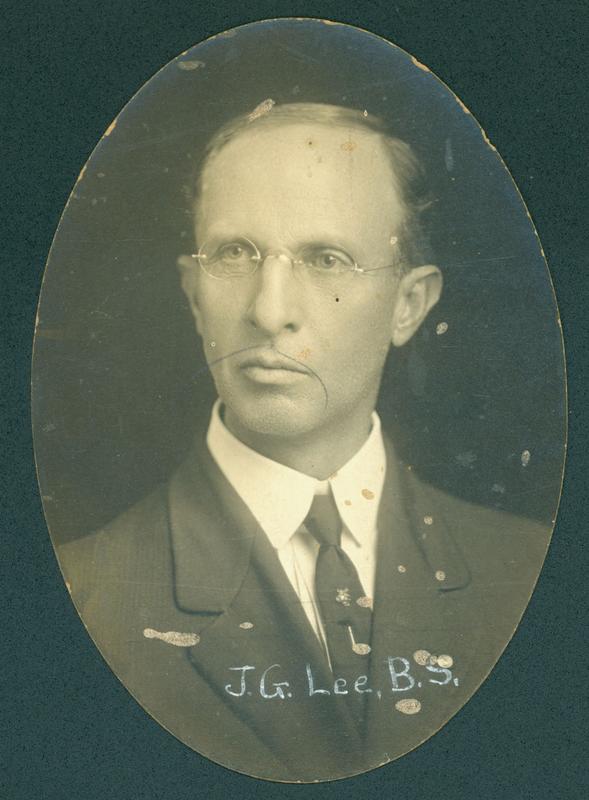 Who Was Forestry Expert Major Jordan Gray Lee Sr.?